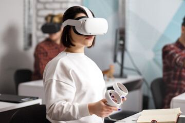 即戦力の人材を獲得するためにVR教育を活用する美容学校の学生を優先的に採用すべき理由