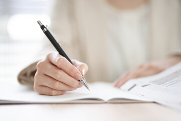 サロン経営者が教育の本質を学ぶための勉強法