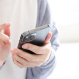 美容師がSNS（TwitterやThreads）でお客様に対する愚痴やネガティブな投稿をすることの長期的な弊害